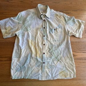 Island Republic Hawaiian Shirt Men's Size Large Silk Rayon Blend Pocket‎